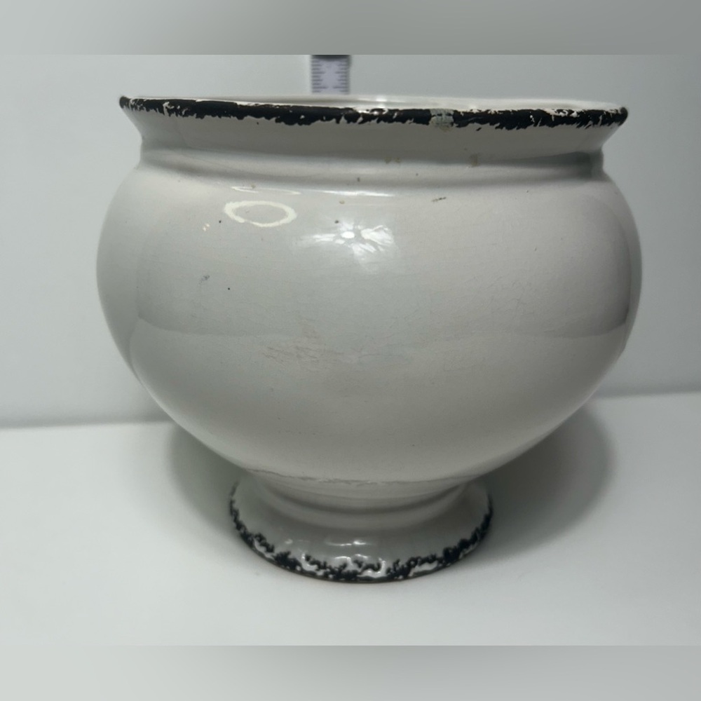 White Ceramic Vase/Bowl